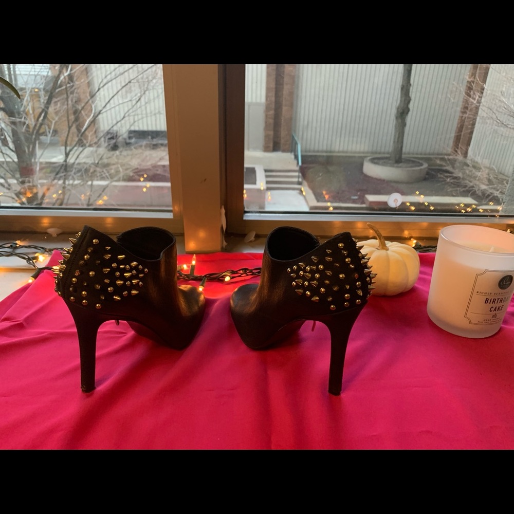 Jessica Simpson spiked booties